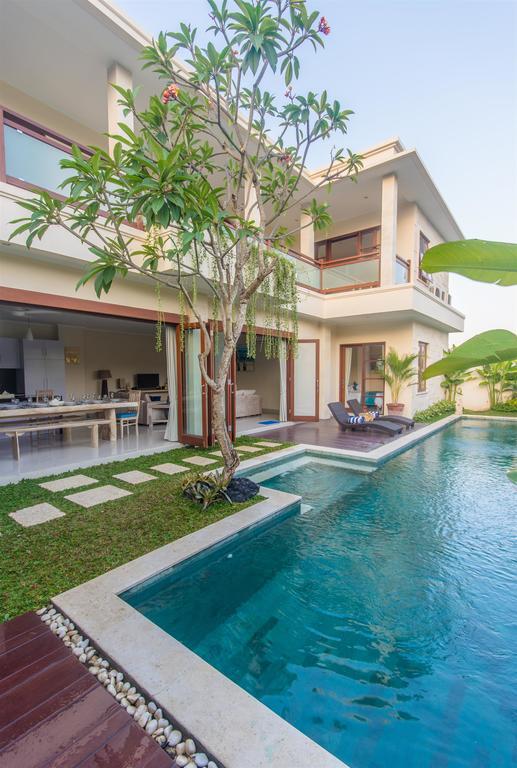 Villa Tepi Sungai Легіан Номер фото